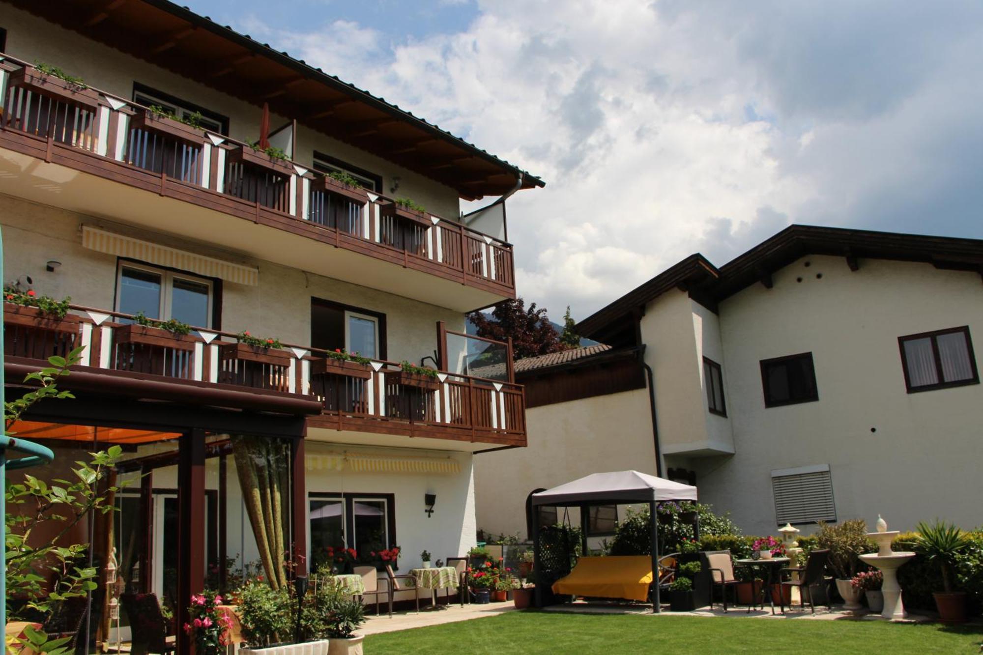 Haus Riedl Hotel Seeboden Exterior foto